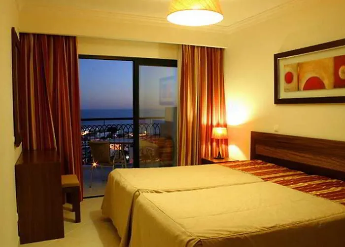 세로 마르 아틀란티코 앤드 세로 마르 가든 4* 알부페이라